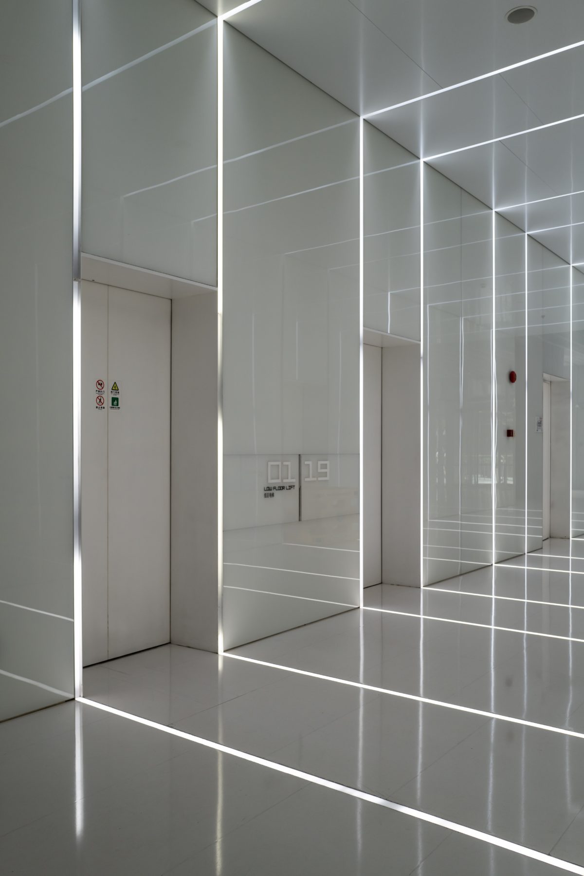 Pay Attention to These 4 Things Before Choosing Your Elevator Cab Ceiling